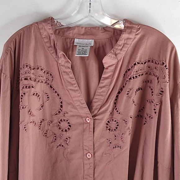 Chelsea Studio - Long Sleeve V-Neck Top - Size 3X - Picture 2 of 5